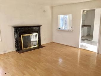 Room for Rent in Private Shared House w/ Large Backyard 1