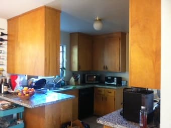 March 1, Furnished 1 bedroom available in apt close to Stanford 3