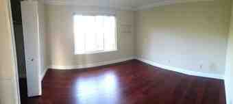 Great Room in Large Shared House - Large Space & Huge Closet 2