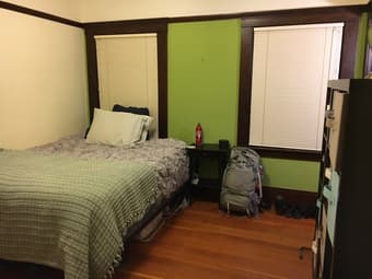 Private room in beautiful house in downtown Palo Alto 1