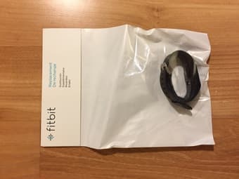 Fitbit Charge HR - New (NOT OPENED) 1