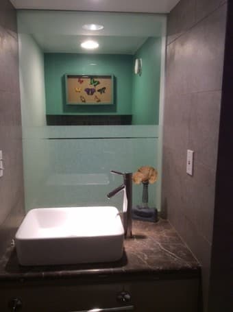 PALO ALTO FURNISHED ROOM WITH BATHROOM FOR MALE TENANT,  March 1st 3