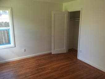 Walk or Bike to Facebook + Easy Access to 101 or 84 -  Private Bedroom 2
