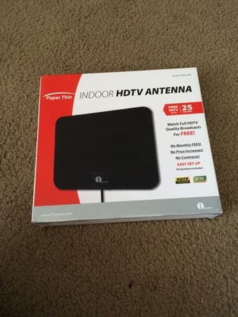 Brand new Paper Thin Indoor HDTV antenna 1