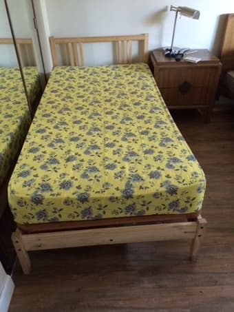 free furniture, pick up by yourself before March 2nd, Mountain view 2