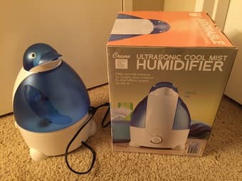 adorable penguin humidifier 1