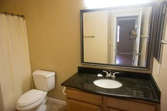 2 Bedroom Sunnyvale Apt 3min from Apple Campus Cupertino School 1