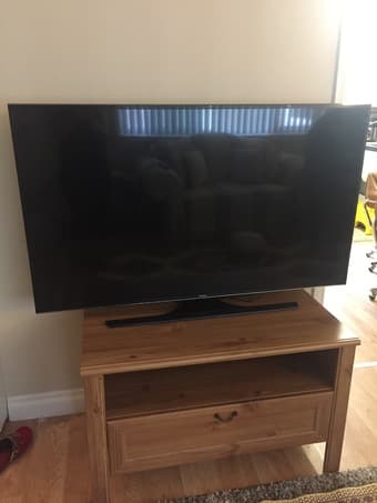 55" Samsung Smart Tv series 6 (6500) 1