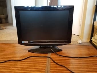Sharp 19" LCD Screen with Built-in DVD player! 1
