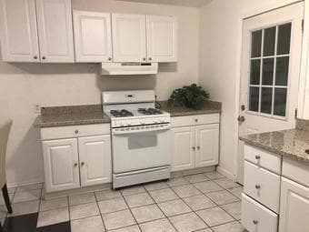 Well-Lit Corner Bedroom, Comes Furnished, in New Available Cohouse :) 3