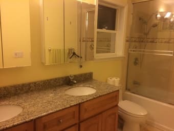$1250/250 sq. feet (1br, 1ba, walkin closet) in Palo Alto (April. 1st) 1