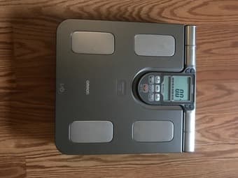 Omron Body Composition Monitor with Scale 1
