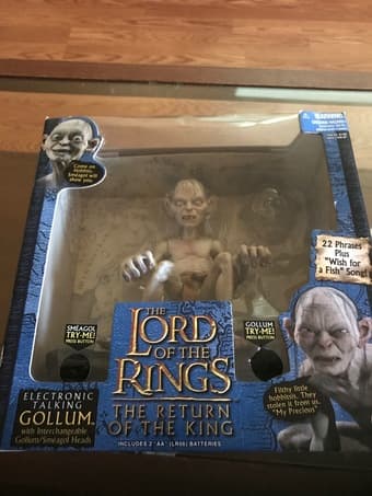 Lord of the Rings: Return of the King Deluxe Talking 10-inch Gollum 1