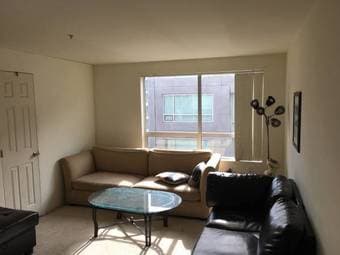 Master Bedroom in SOMA - Great Amenities 2
