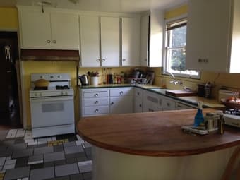Furnished Large Room available April 1 in Menlo Park home 2