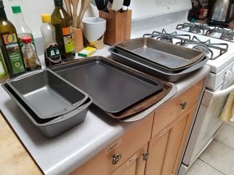 Assorted Baking Pans 1