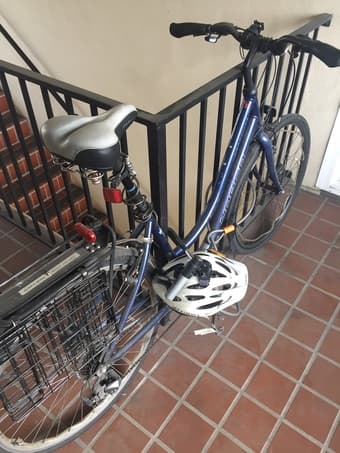 Mountain Bike in Great Working Condition For Sale 1