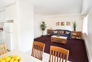 2BD/1Bath On Campus Appartment  : Esondido Village Lowrise 3