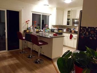 Seeking flatmate for 3BD/2.5BA Mountain View apt 1400$/mo + utilities 3
