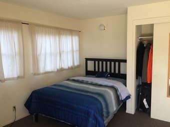 Private room, nearby Stanford and Caltrain-Barron Park - 1