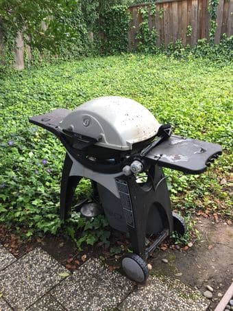 Weber gas BBQ incl gas tank, grill 1