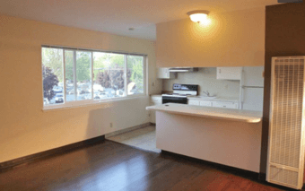Studio Apt in Redwood City - Available First Week of May 2