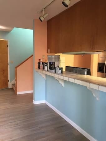 House that is perfect for young professional, grad student, or fellow 3