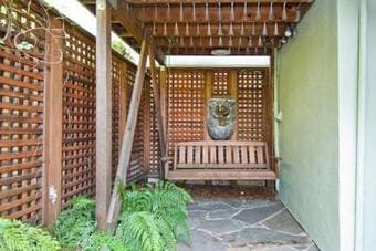 rooms in beautiful community house, close to BART (glen park) 2