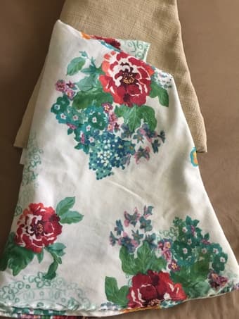 Tablecloths 1