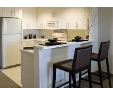 Summer Sublet in Munger Graduate Residence (1BR w/ private bathroom) 2