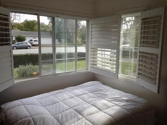 Large Bedoom - Easy to Commute / Work from Home 3