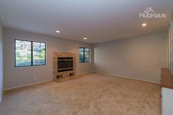 Gorgeous house with young professionals. 10 min biking to Stanford! 2