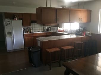 6BD/3BA spacious 2 story Palo Alto Executive home, Quiet Street; Pool 2