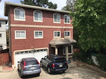 Private bedroom, bathroom, and parking in spacious Menlo Park house 2