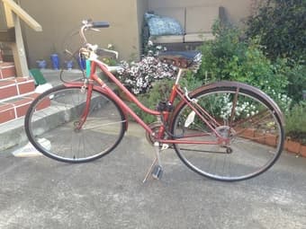 Great Schwinn Women's Bike - Leather Seat - Shimano Gears 1