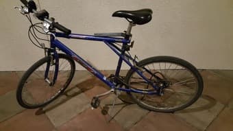 Bike + Lock, Light and Helmet 1