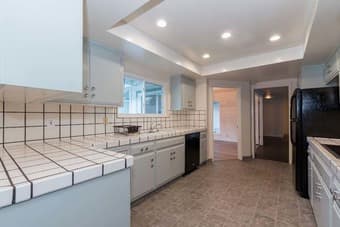 Unique Housing Opportunity-5 min drive to Stanford! 3