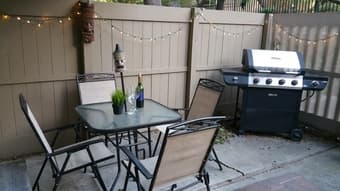 Price Reduced! - 5-piece patio set 2