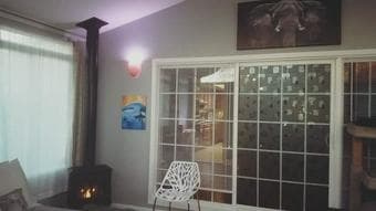 Room in Newark 1