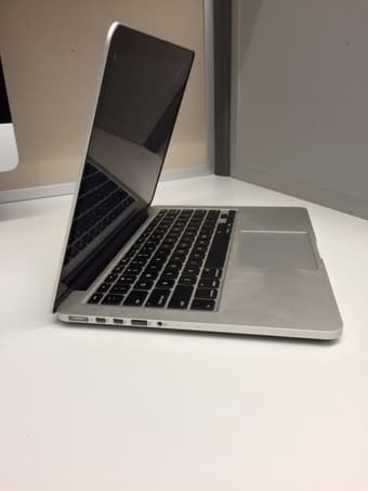 Apple MacBook Pro 13'' with Retina Display 2