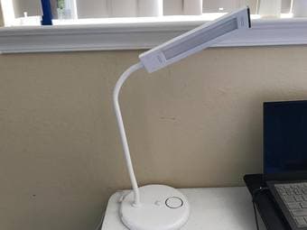 Moving sales: Rice cooker, Table, LED lamp, hanger, helmet 3