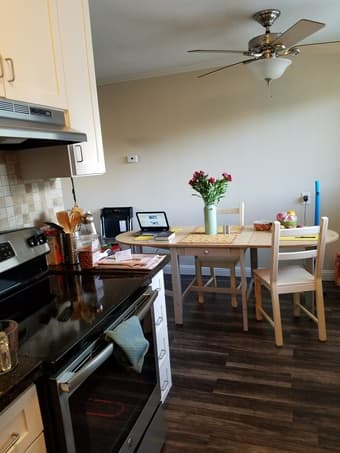 Seeking roommate for 1-year lease, 2br/1ba apartment in Redwood City 3
