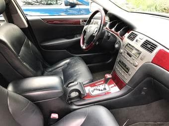 2005 LEXUS ES330  135k miles $6000 2