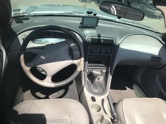 For Sale: Ford Mustang 2003 Convertible 3
