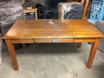 LARGE DESK - Pottery Barn 1