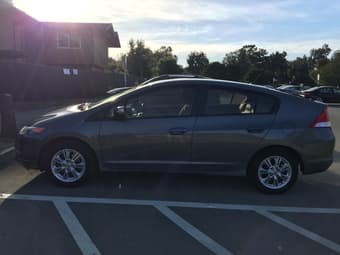 2010 Honda Insight EX, clean title, great fuel mileage 3