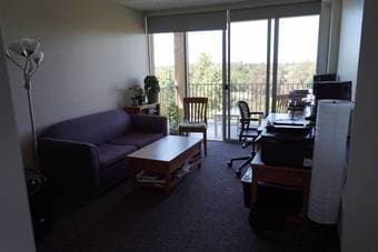 1 BR/BA apartment on Stanford Campus (grad housing) June 9 - June 23 2