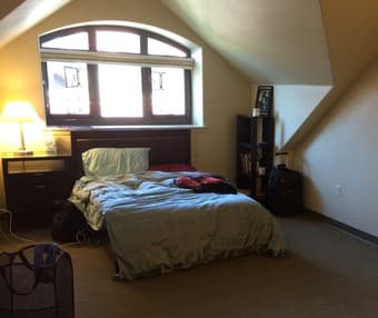 1Br w/ Private Bath (in 2br/2ba) - Stanford Housing - $1,400 1