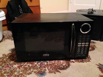 microwave and free mattress/desk 1