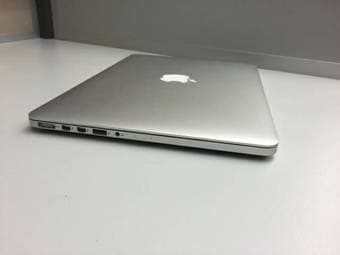 Macbook Pro 13'' with Retina Display 1
